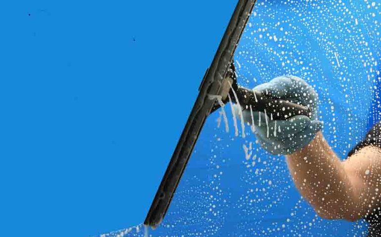 https://cityyardsales.com/wp-content/uploads/2017/12/best_residential_window_cleaning_in_milton_keynes_by_windowcleaners-d8ype1n-770x480.jpg